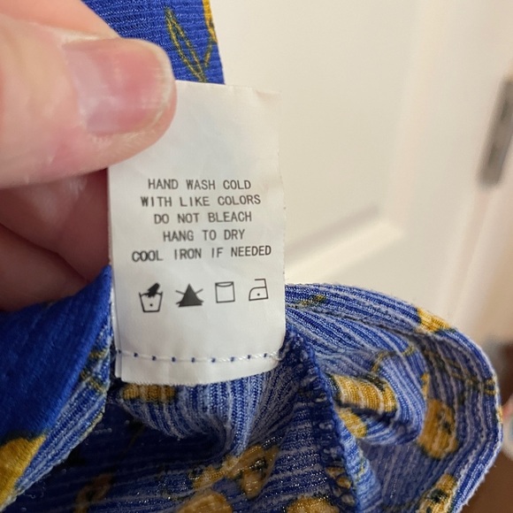 MELLODAY Blue Ruffled Sleeveless Blouse - Picture 5 of 5